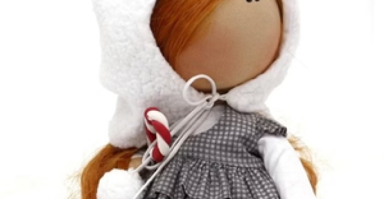 Boneca de pano tema Natal com roupa vermelha e branca, feita artesanalmente